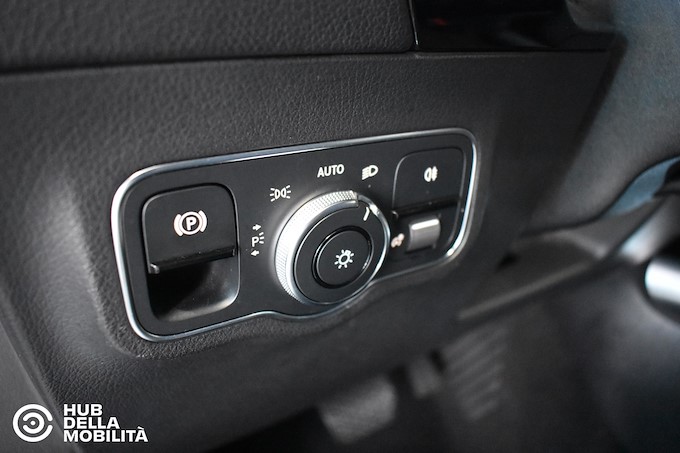 MERCEDES-BENZ B 220 d Automatic 4Matic Sport Plus